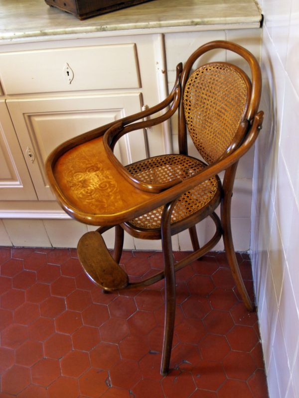 Wicker Chair Restoration